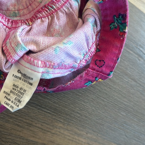 Vintage 90s OshKosh B'Gosh Vestbak Pink Flower & Heart Print Overalls Size 6/9mo - Picture 8 of 10